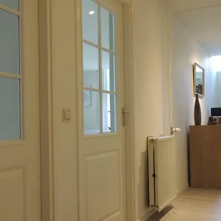 Vakantiewoning De Huusker בית נופש ווינטרסווייק